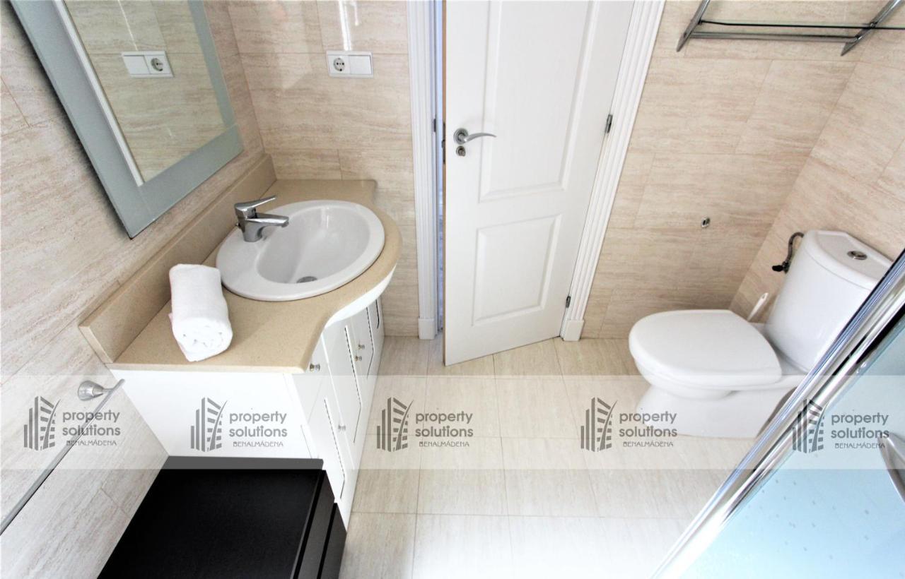 Playa 1º Linea Playa- Apartamento Duplex En Pleno Corazon De La Carihuela Torremolinos Eksteriør bilde